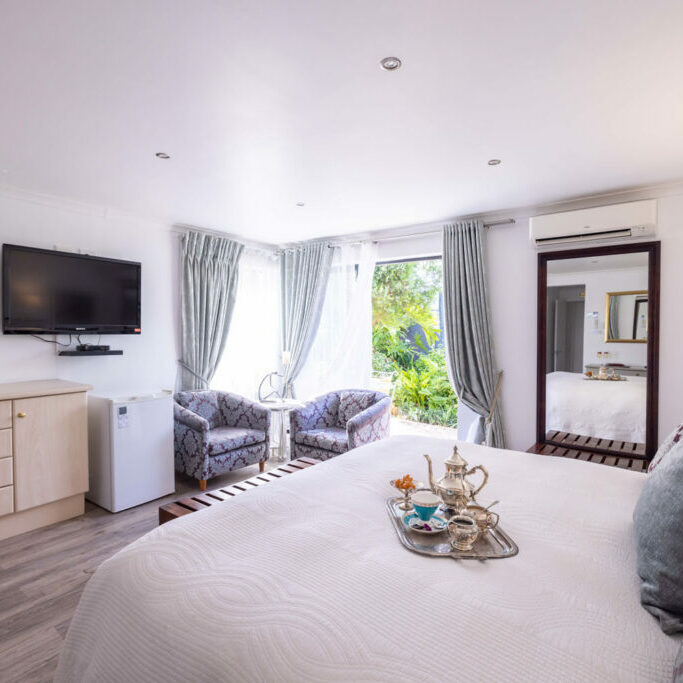 JOY @ Cape Pillars Boutique Hotel Durbanville